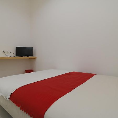 Room 28 Giacarta Esterno foto